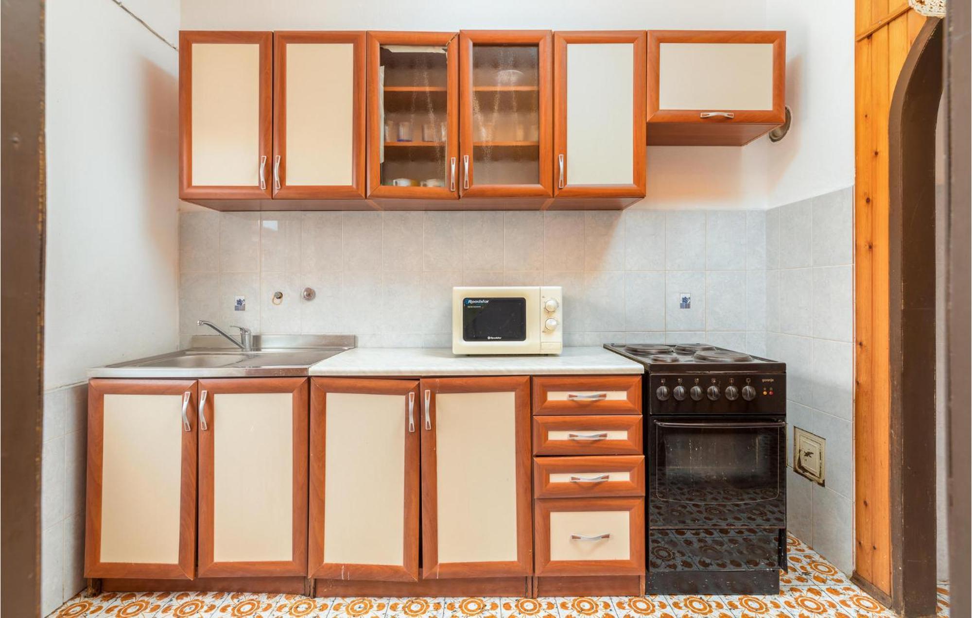 Lovely Apartment In Fazana With Kitchen Εξωτερικό φωτογραφία